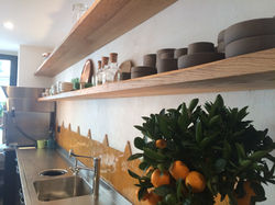 1 KALYPSO Rue Brochant 4 - Arrière-comptoir et zone de préparation détails