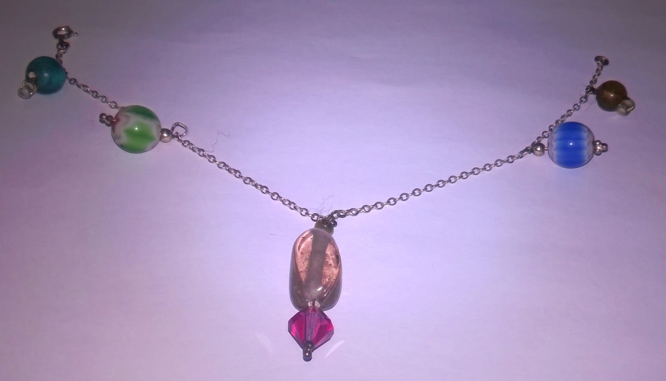 LADIES SILVER CHAIN GLASS BEAD BRACLET