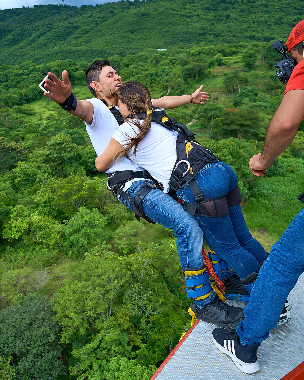 Miniatura: BUNGEE JUMPING 70MTS  INDIVIDUAL