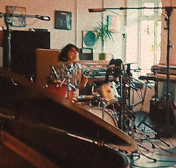 drumming 1_edited_edited_edited.jpg