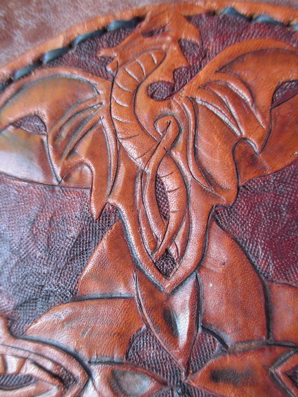 Thumbnail: Sporan with dragons