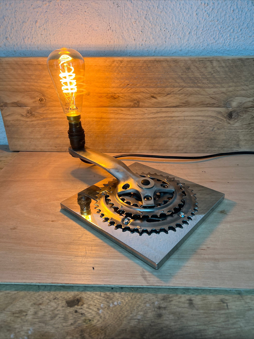 Thumbnail: Desk light made from bicycle parts