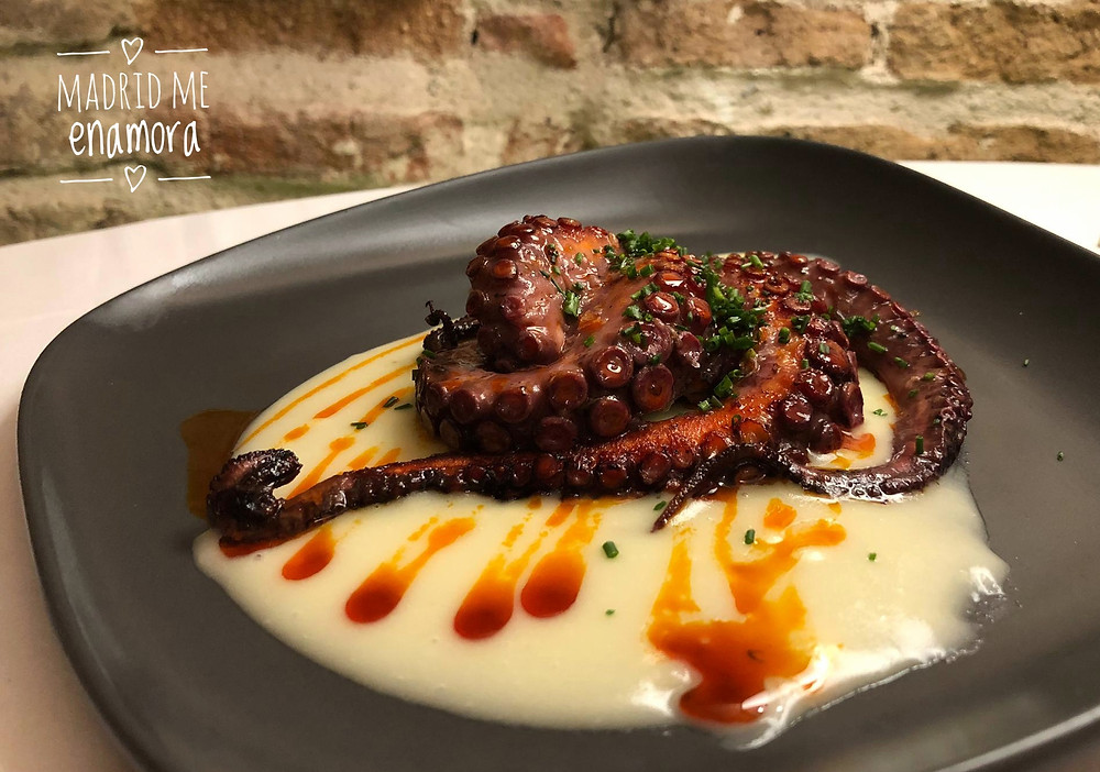Bodega de los secretos, restaurante recomendado en Madrid por www.madridmeenamora.com