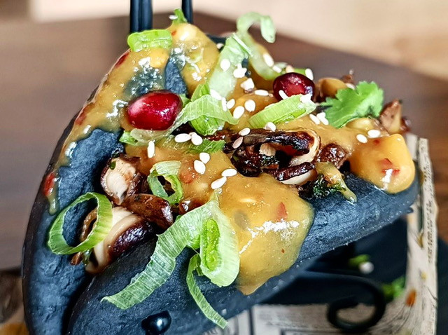 “BAO LA JU’TA” Taiwán en ¨Chicken of the woods¨
