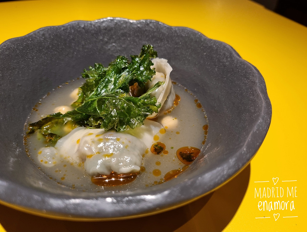 Los dumplings de cocido gallego son uno de los 'hits' de Arallo.