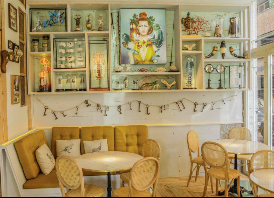 Raro Rare, restaurante recomendado en Madrid por www.madridmeenamora.com