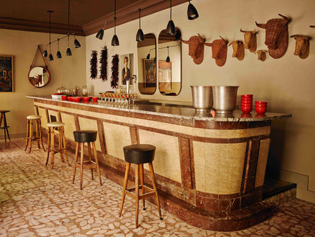 CELSO Y MANOLO, LA TABERNA DE CHUECA QUE CONVIERTE EL TOMATE EN ARTE