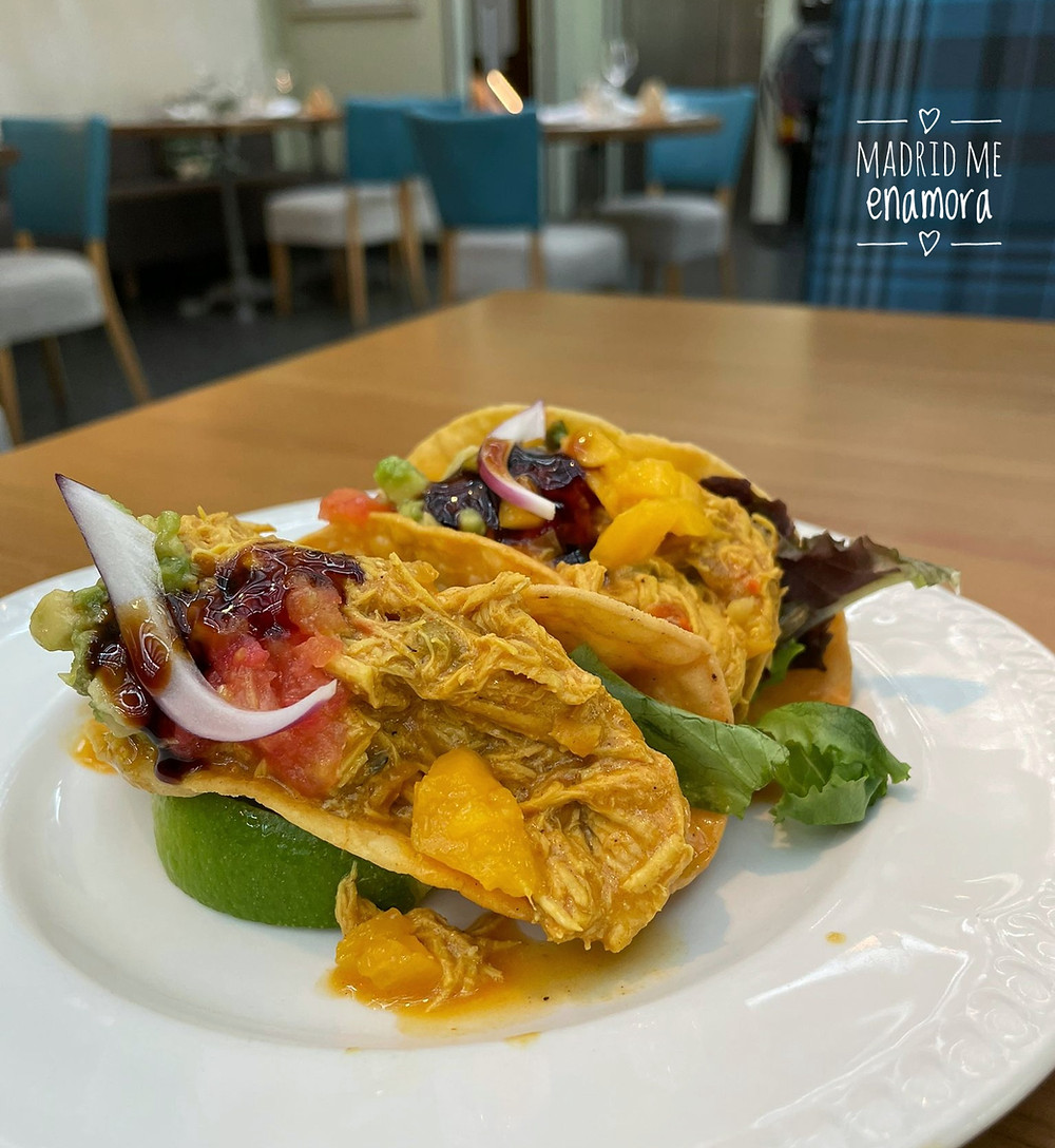 Tacos de pollo Tikka Masala.