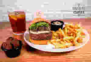 AviBurger, restaurante recomendado en Madrid por www.madridmeenamora.com