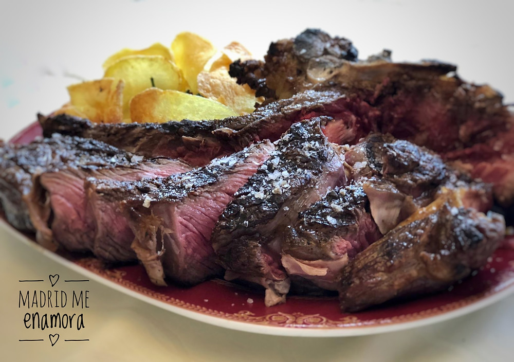 Chuletón de buey del mesón El Tío Macario.