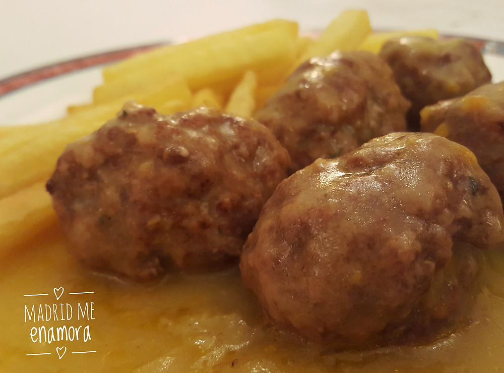 Oxs, restaurante recomendado en Madrid por www.madridmeenamora.com