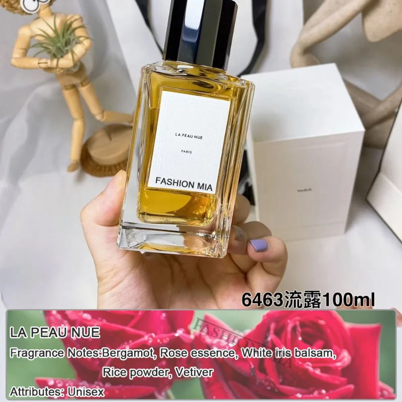Thumbnail: Woody Eau De Parfum High-End Couture Collection Long-Lasting Fragrance Elegant &