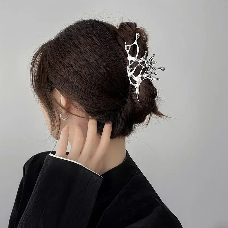 Silver Hair Claw on Model
