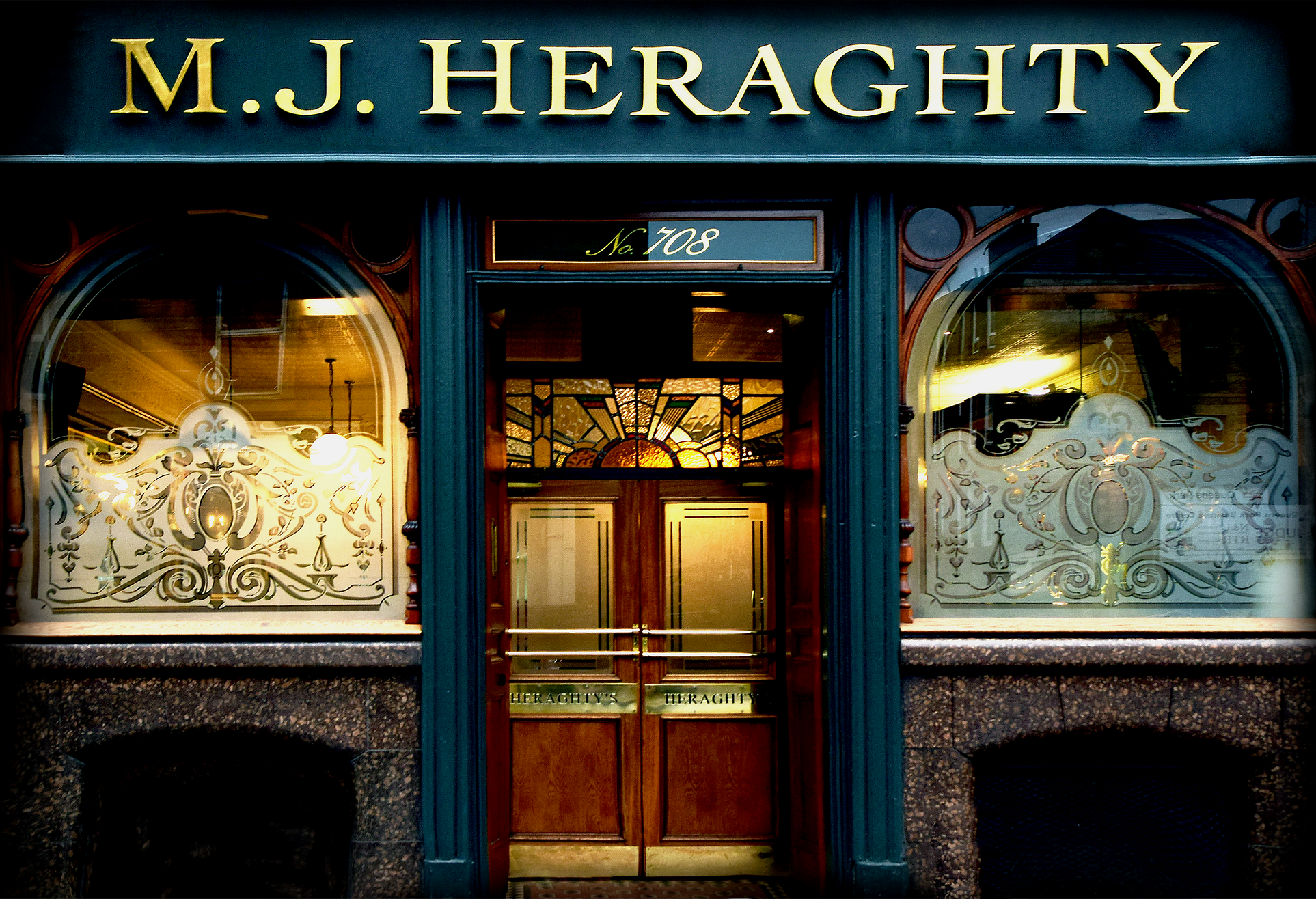Best Dog-Friendly Pubs in Glasgow 2026 13 Inside Heraghty's in Glasgow