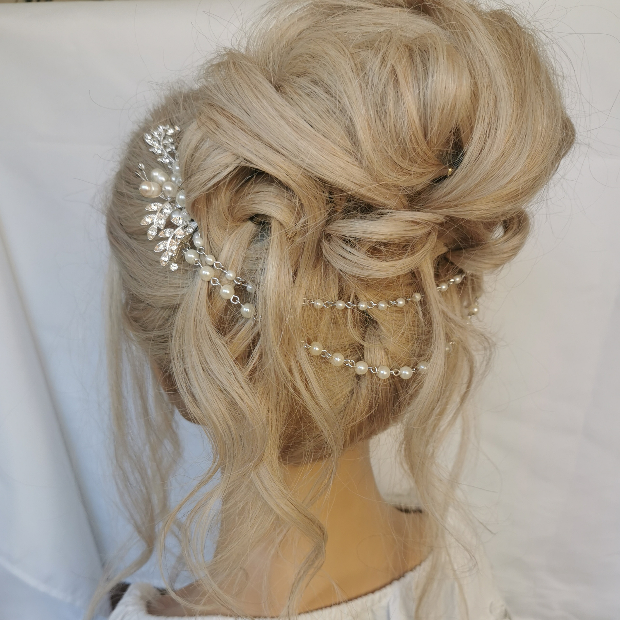 VINTAGE LOOK DOUBLE PEARL HAIR COMB