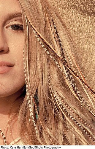 Hair feathers on blonde
