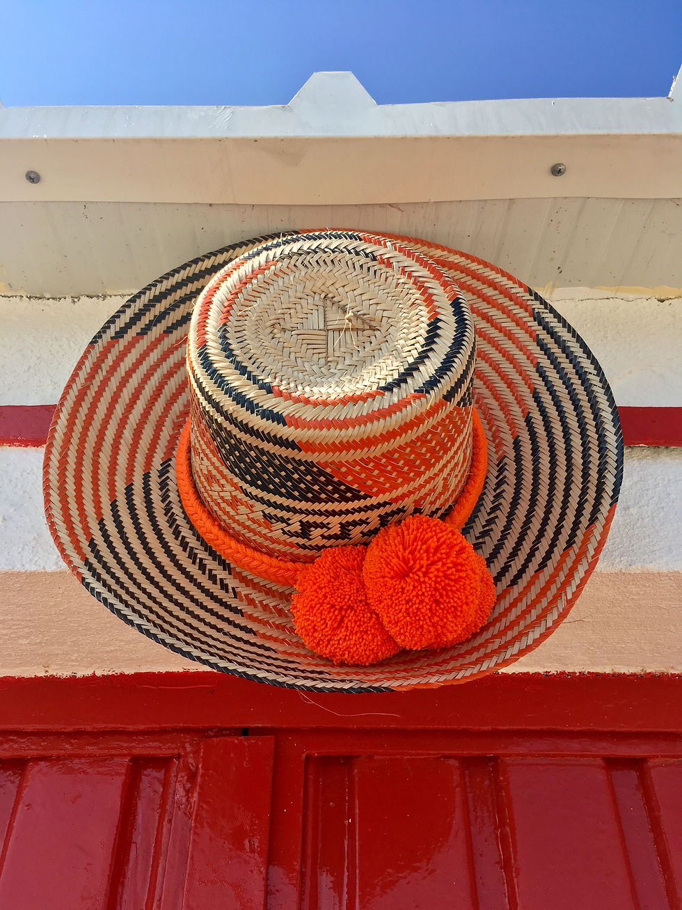 Colombian Wayuu hat | Orange Straw | Kalekale | side view
