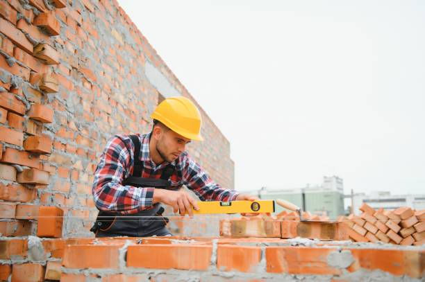 Masonry Specialist: Structure Foundations of Stamina and Charm