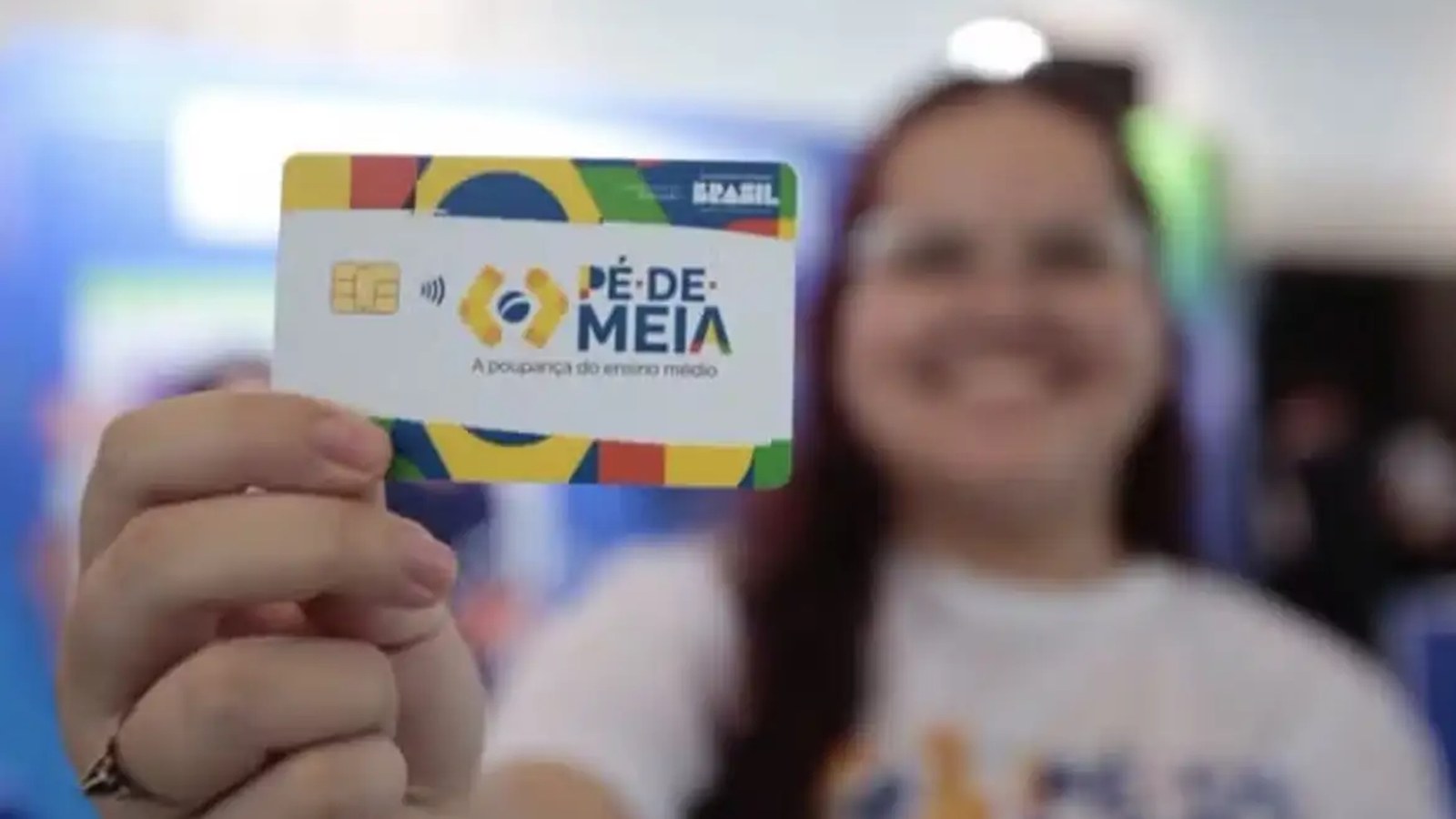 Programa Pé-de-Meia paga parcela de R$ 200 a estudantes do ensino médio