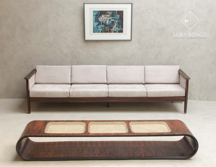 Sofá design anos 60 madeira jacarandá, banco de madeira jacarandá, poltrona anos 50 design Zanine Caldas, gravura Burle Marx