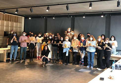 Heykel atölyesi etkinliklerine her pazar 16-00da _muzegazhane ‘de devam✨✨Her hafta farklı