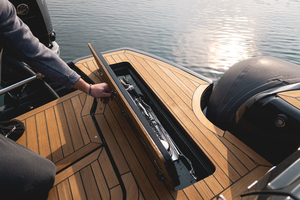 rib stern anchor