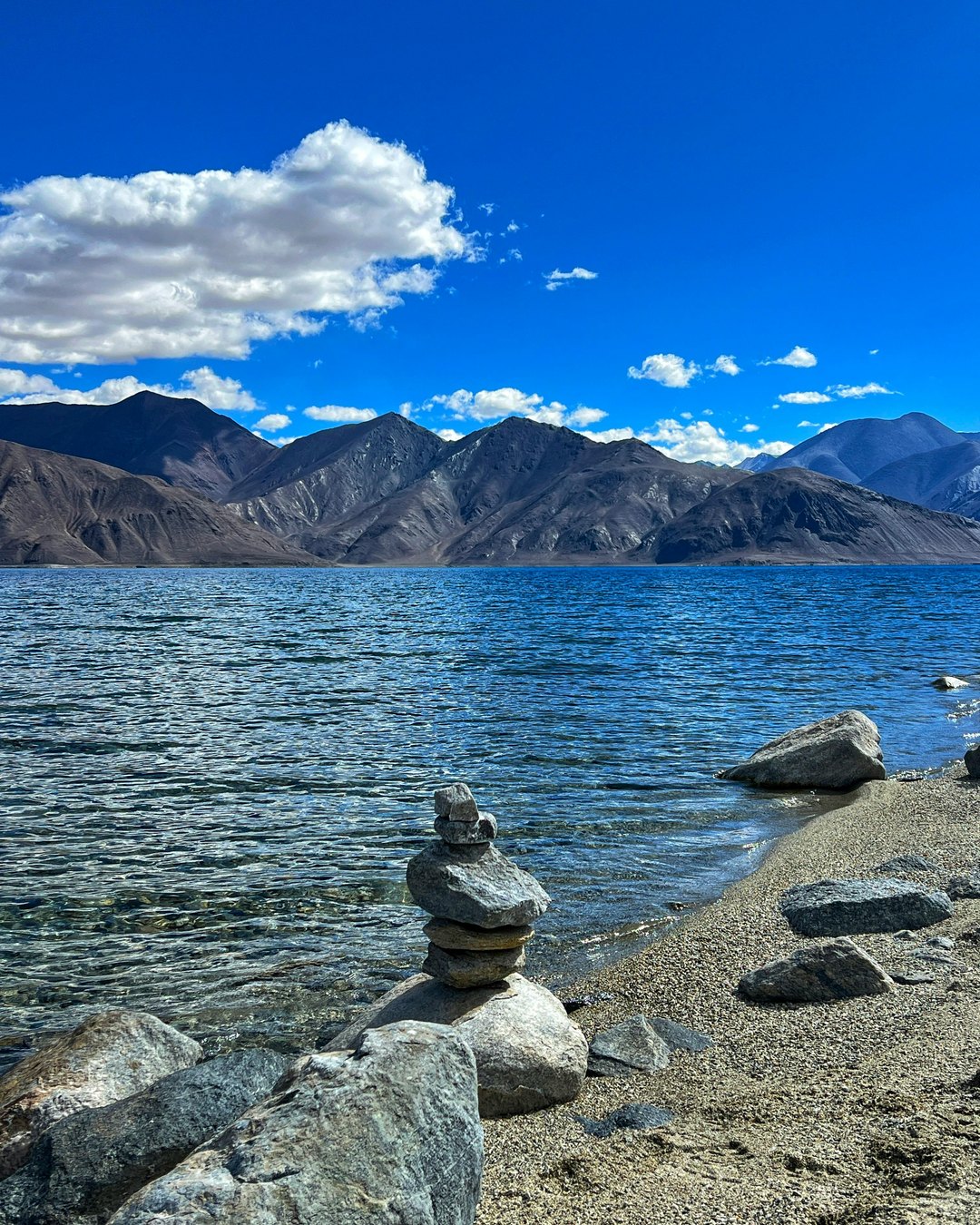 Kashmir · The Crown