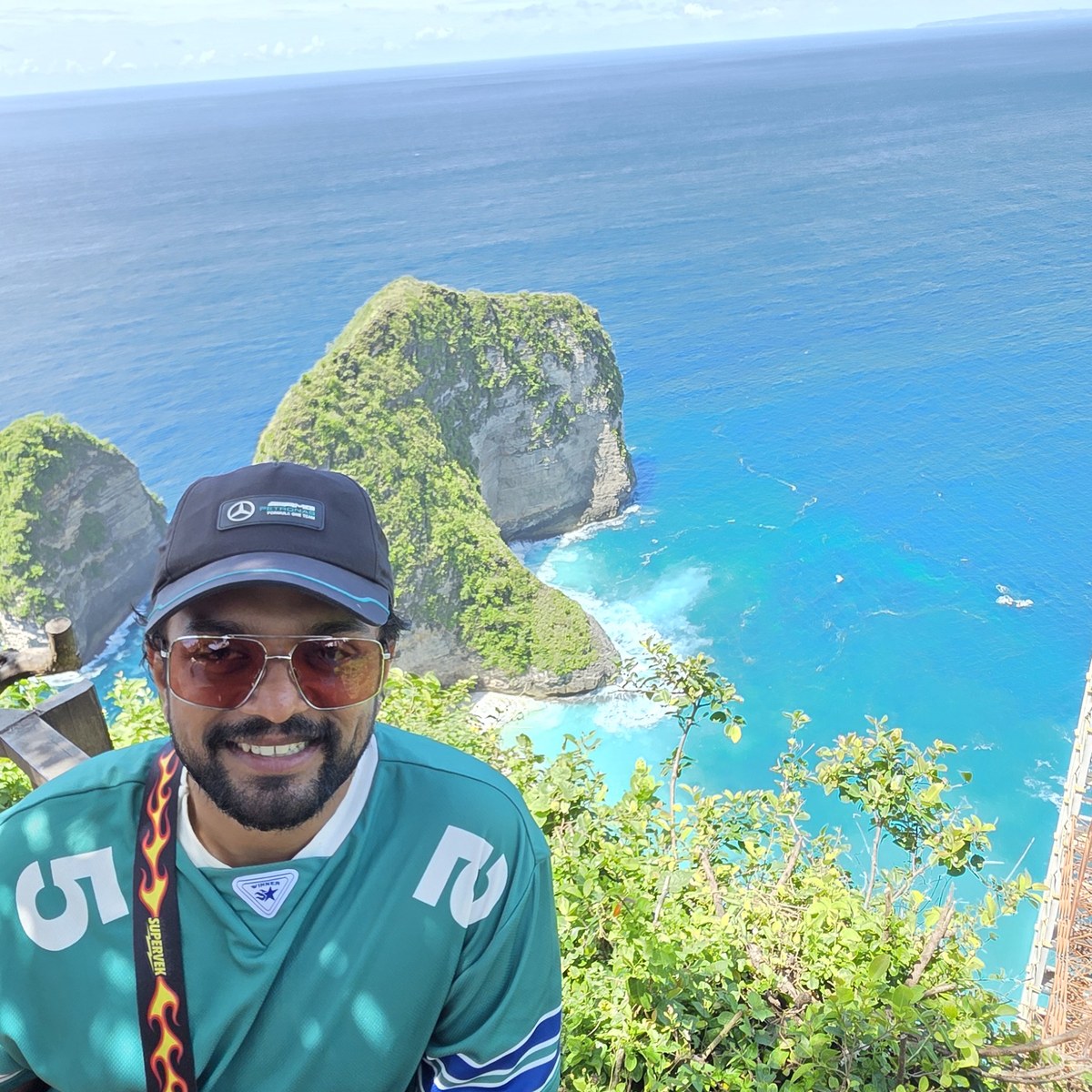 Akshay Manoj · Founding Partner, Nosh Tours