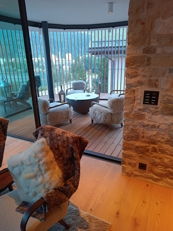 Openable Terrace, Corner Fire Pit