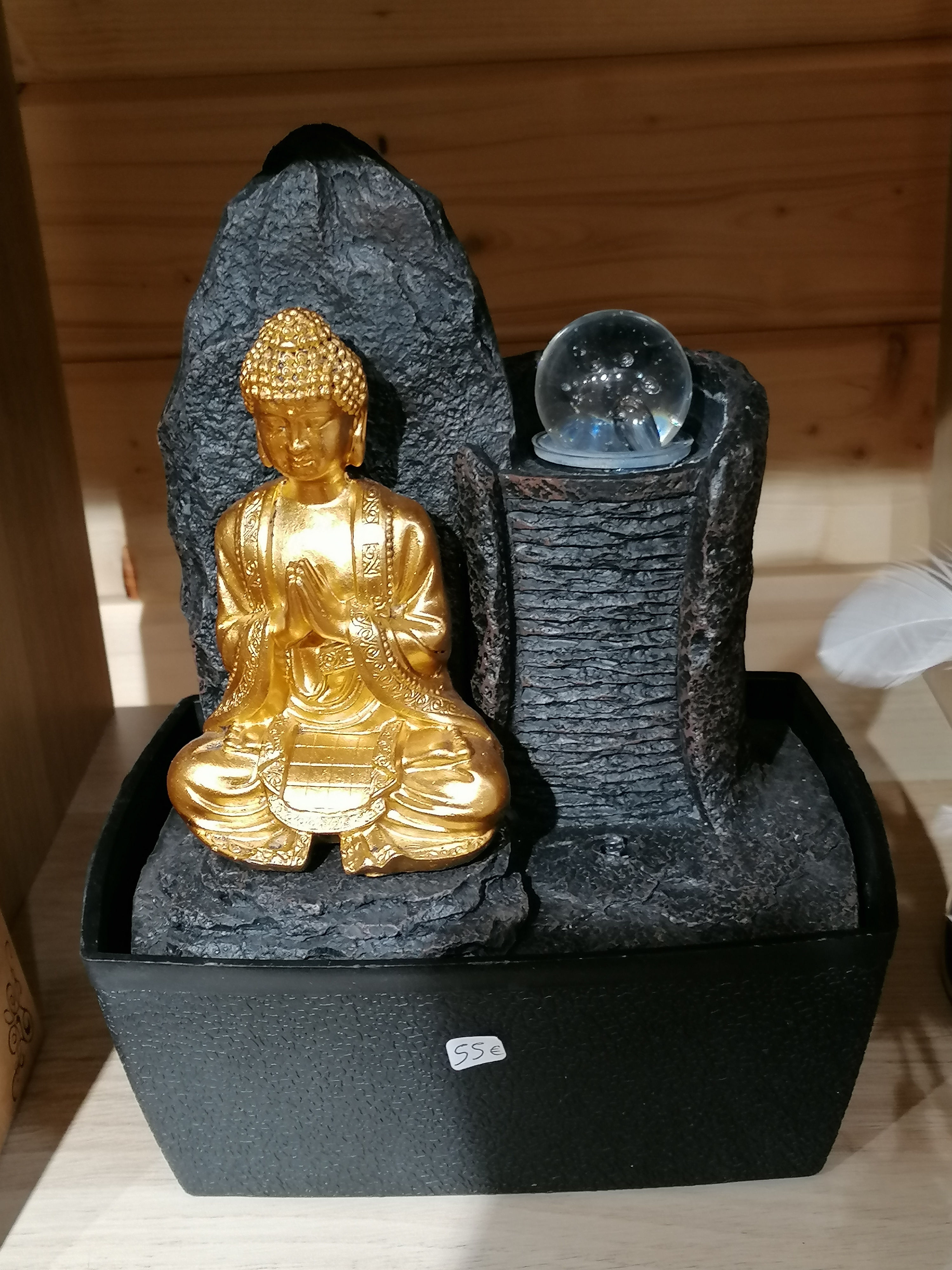 Fontaine Bouddha Haka