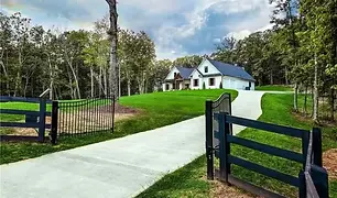 Sold home in Powder Springs Georgia single family house