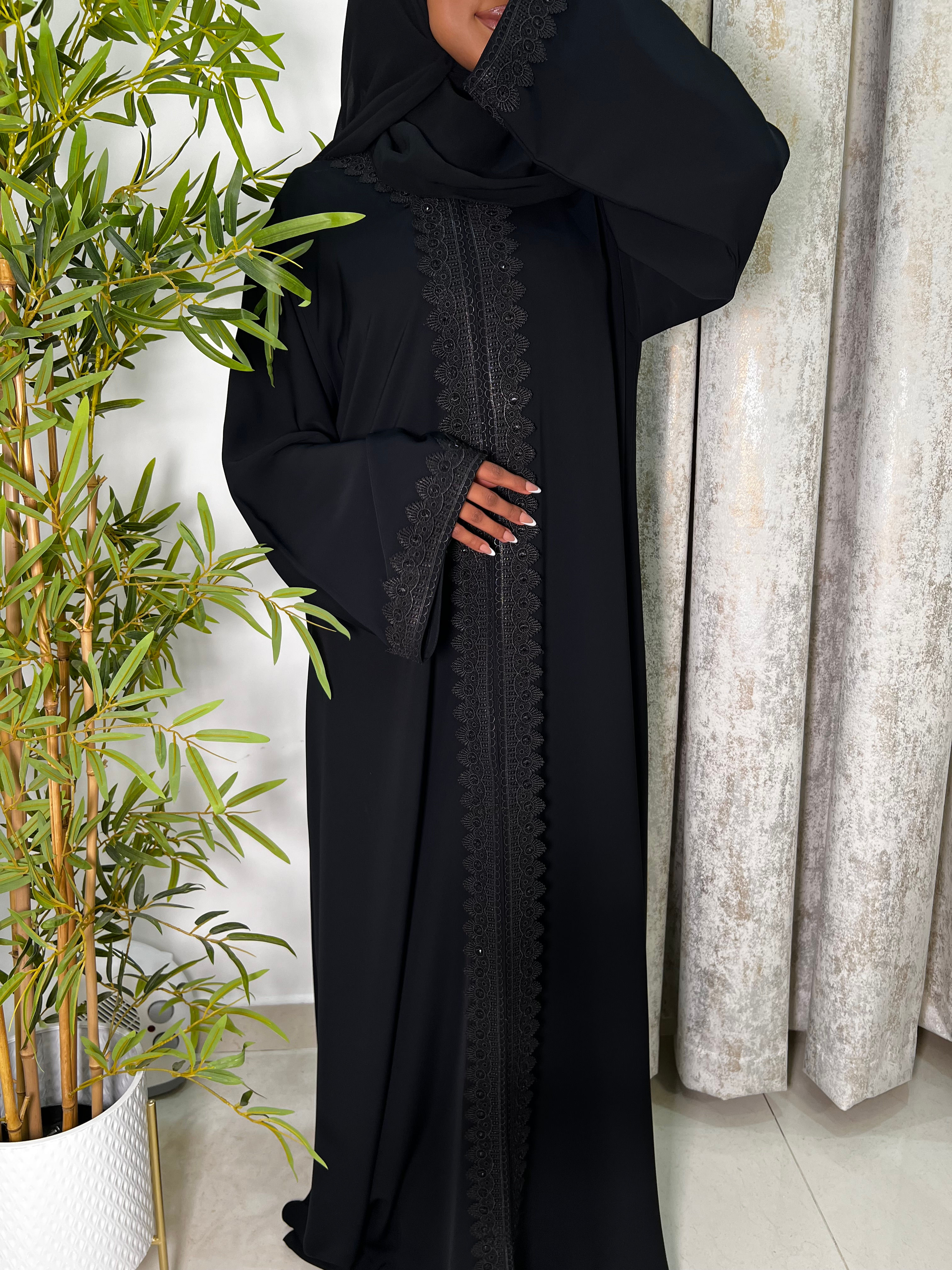 Layl Abaya