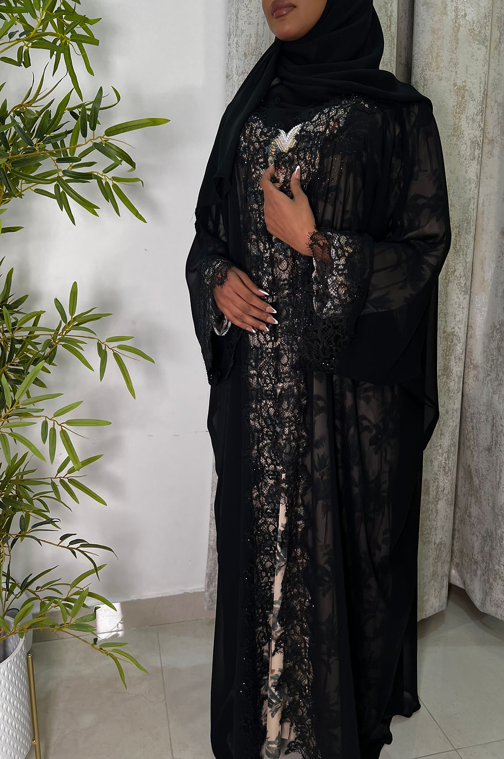 Thumbnail: Dana Abaya (Half bisht Abaya)