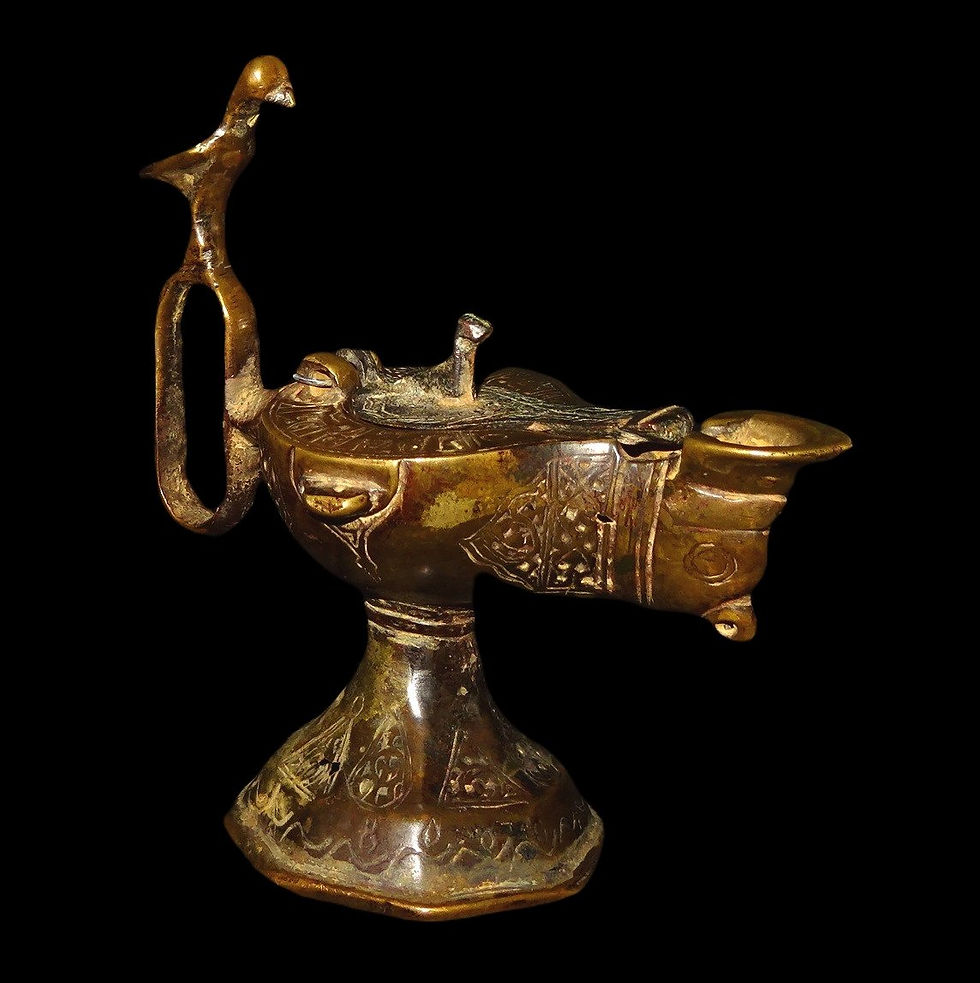 Miniatura: Lampe à huile seldjoukide à l'oiseau et inscriptions coufiques -12° S.