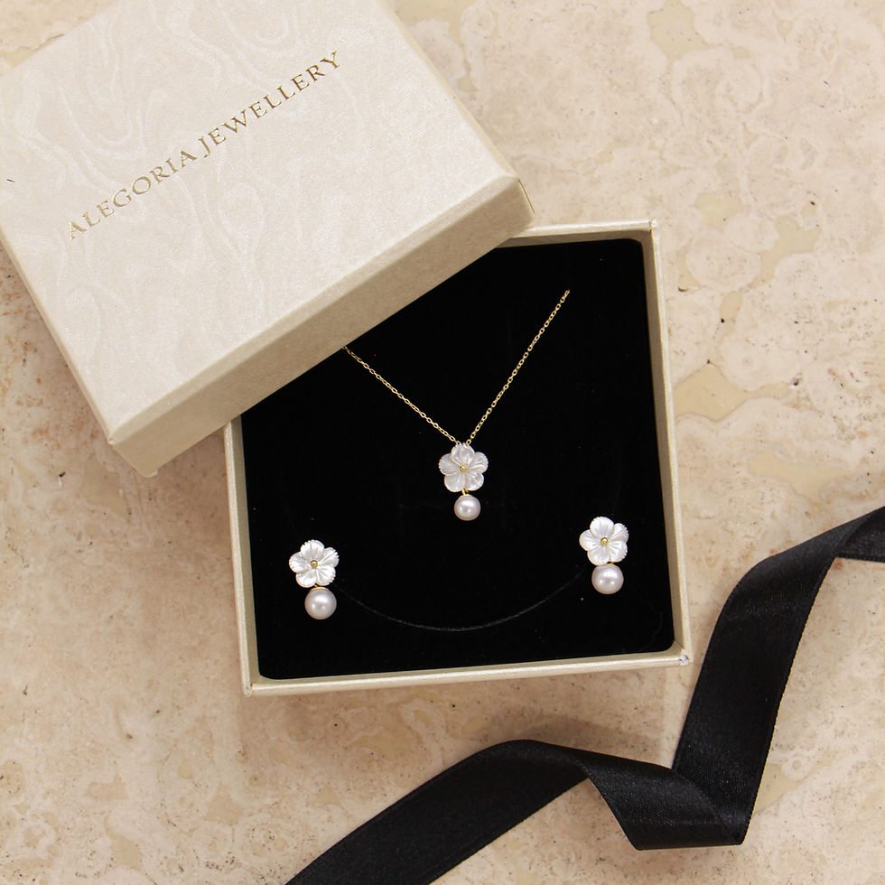 Thumbnail: Cleito Mini Necklace