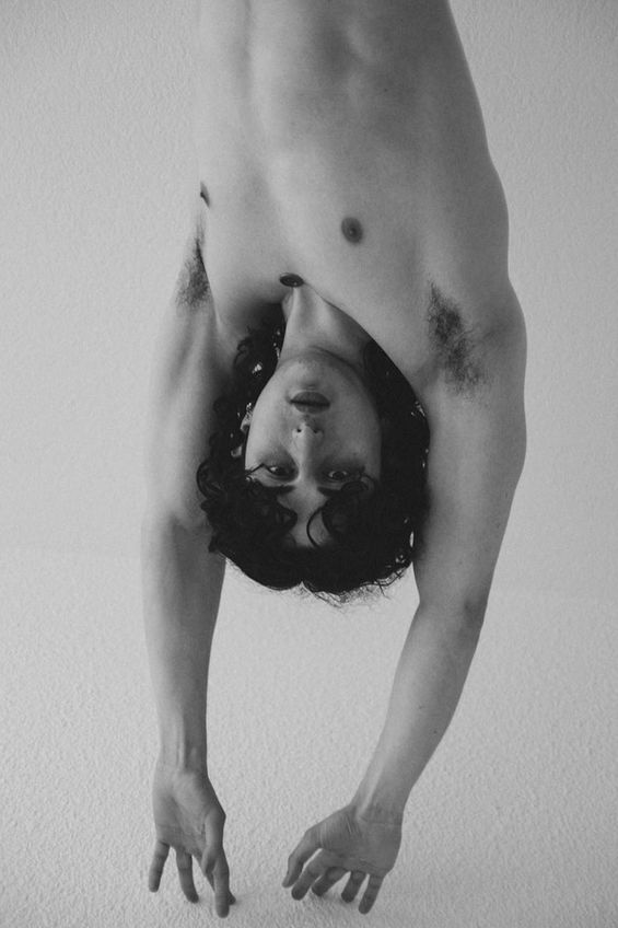 Artistic upside down portrait photography Zurich Studio Barco