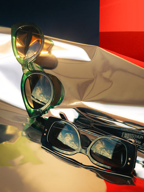 Creative eyewear photography with reflections and mirror effects Studio Barco