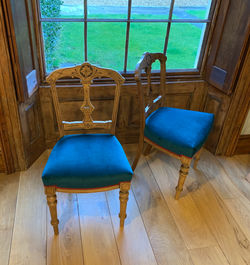 Traditional Dining Chairs