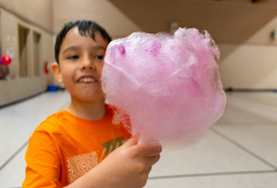 Fresh cotton candy at Greater Sudbury event