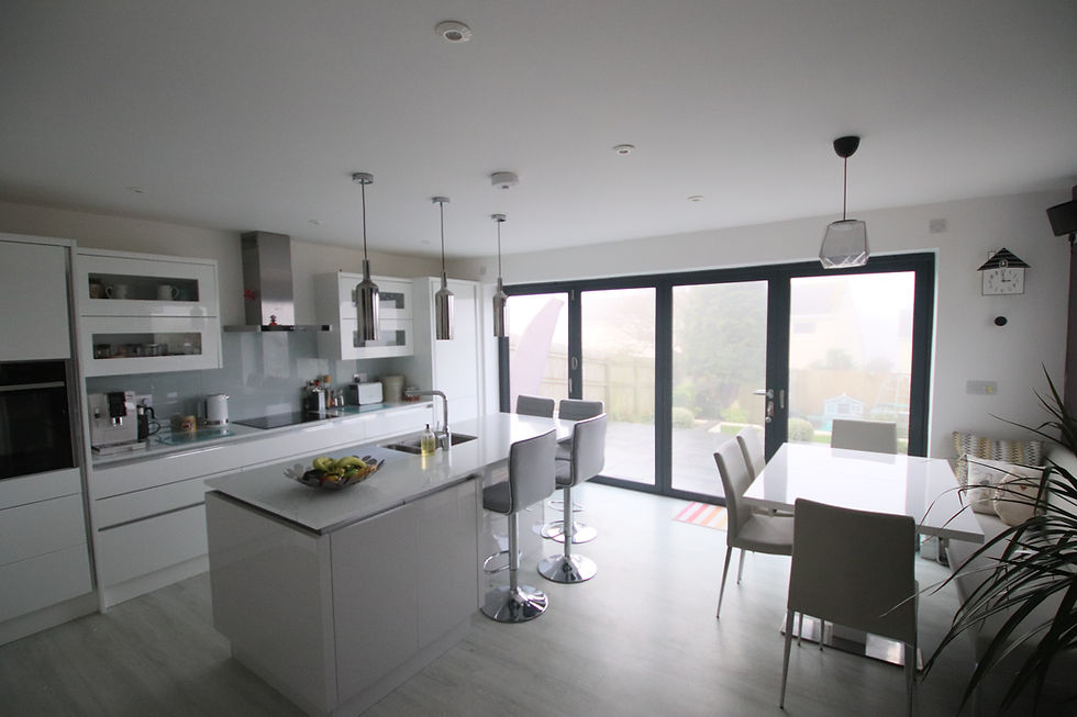 Redcliffe Bay -Kitchen Diner.JPG