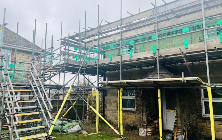 scaffolding for 2 storey flat