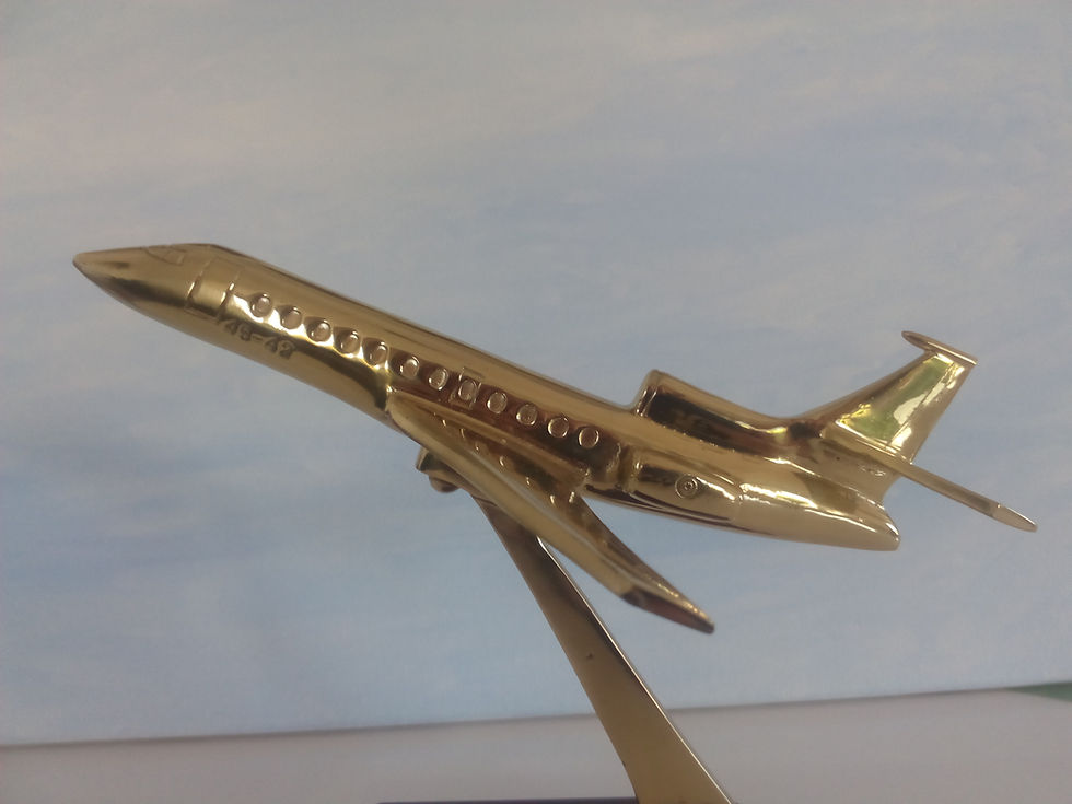Miniatura: Falcon 900