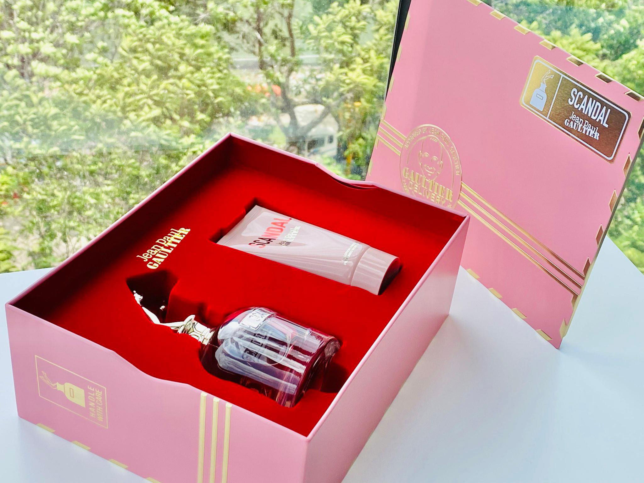 GIFT SET SCANDAL EDP
