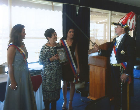 volunteering 1_edited_edited.jpg