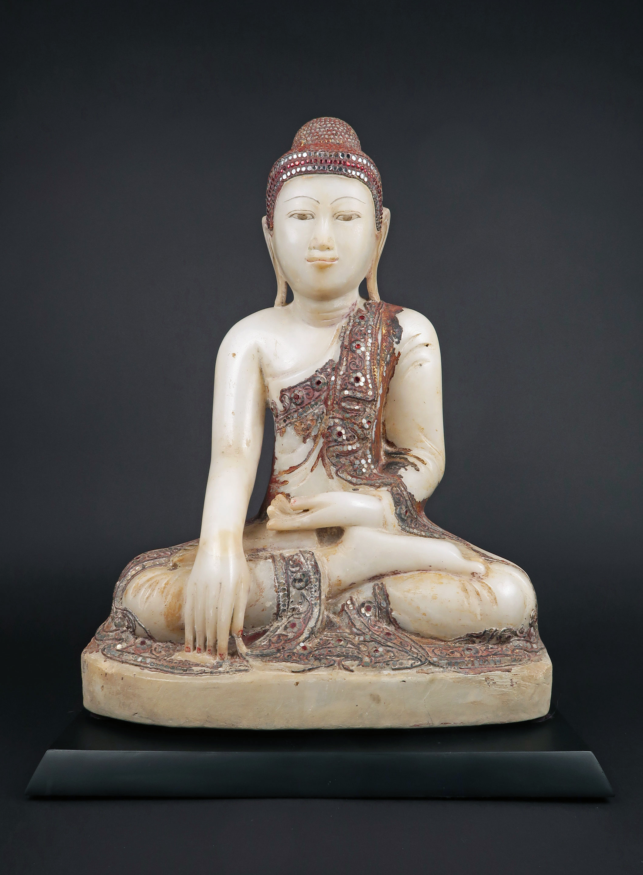Mandalay marble Buddha
