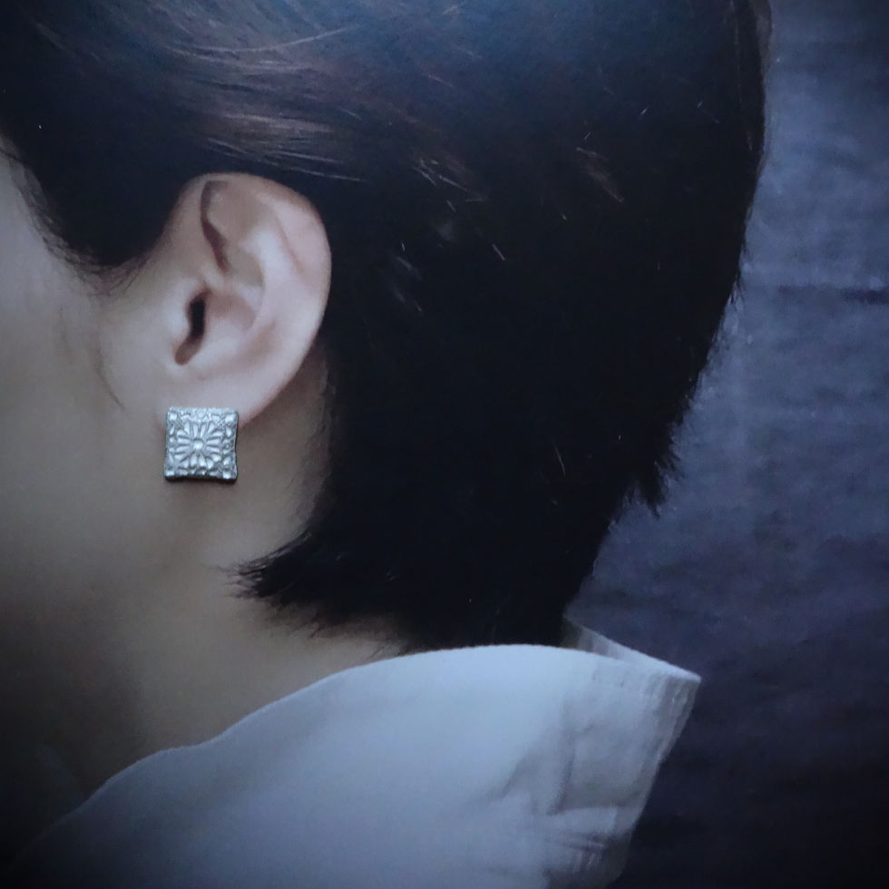 Thumbnail: Elora "antique"