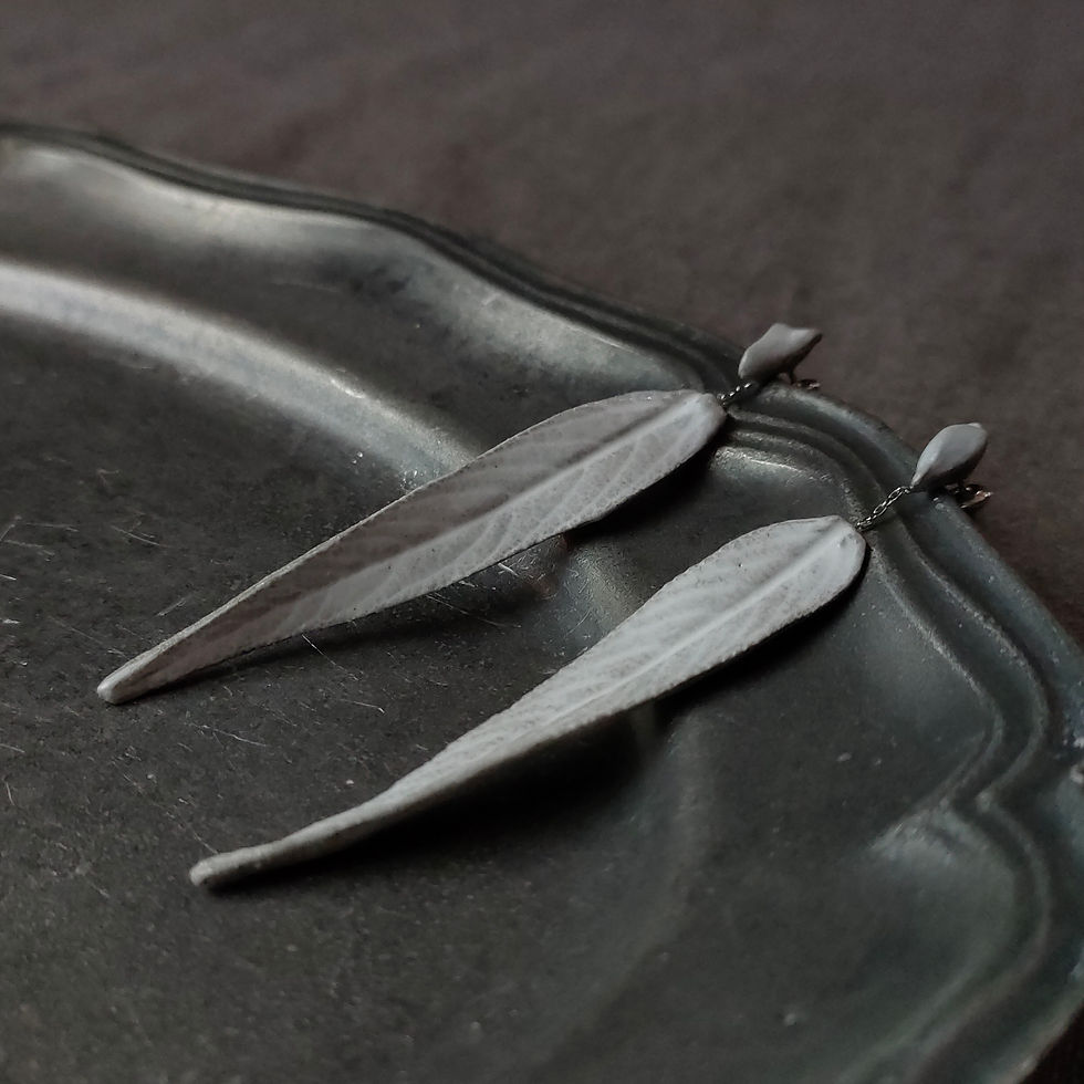 Thumbnail: Decorative leaf: Sage