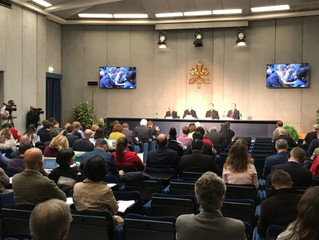 #Synod2018: "Igreja não tem medo de ouvir os jovens"