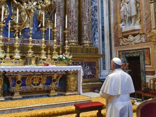 Papa Francisco chega a Roma
