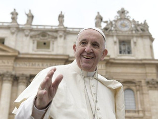 Papa Francisco: o Batismo "cristifica" o fiel